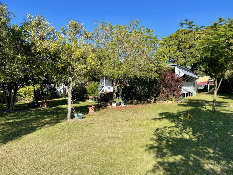 Photo - 13 Wadeleigh Street, Bororen QLD 4678 - Image 11