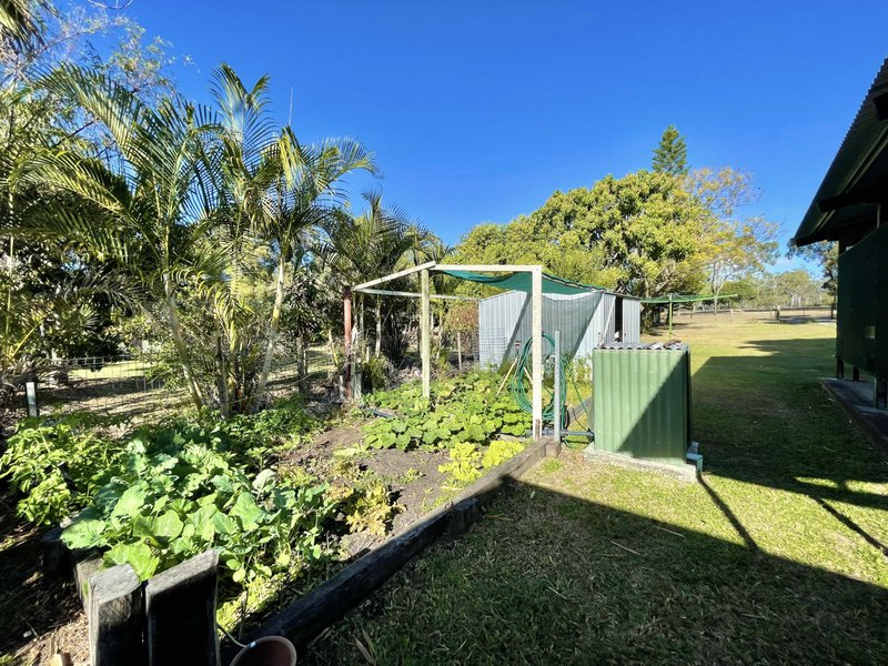 Photo - 13 Wadeleigh Street, Bororen QLD 4678 - Image 25