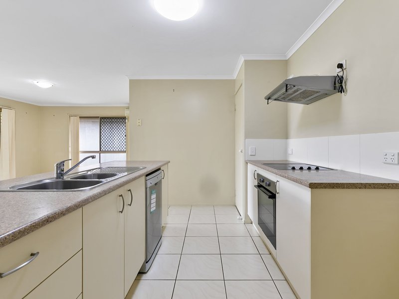 Photo - 1/3 Wakeham Street, Kallangur QLD 4503 - Image 2