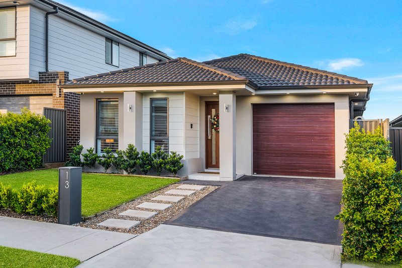 Photo - 13 Walan Street, Austral NSW 2179 - Image 2