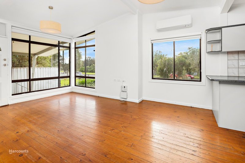 Photo - 13 Wallabah Way, Koonawarra NSW 2530 - Image 5