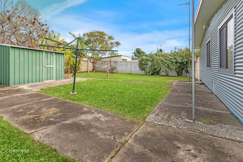 Photo - 13 Wallabah Way, Koonawarra NSW 2530 - Image 8