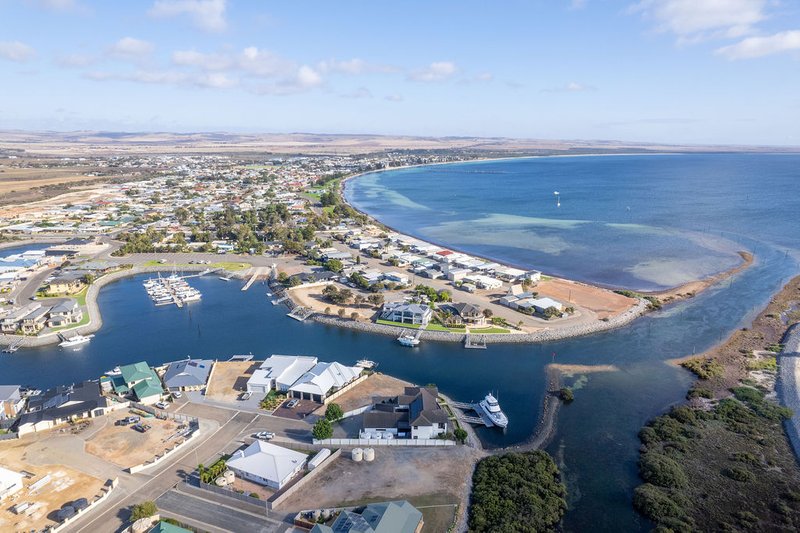 Photo - 13 Wandana Place, Tumby Bay SA 5605 - Image 23