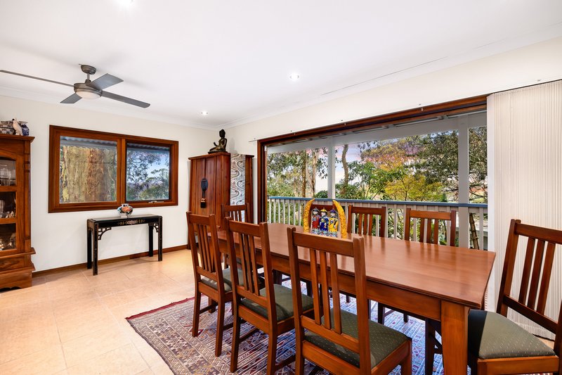 Photo - 13 Wandearah Avenue, Avalon Beach NSW 2107 - Image 5