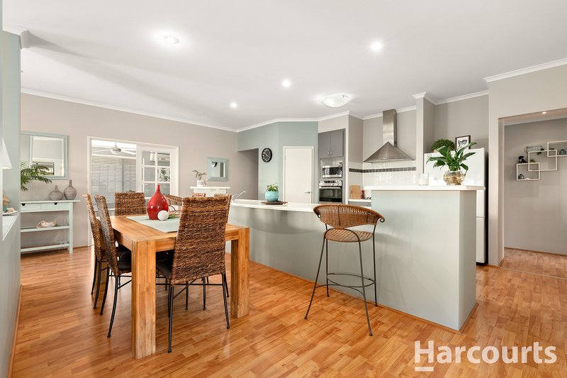 Photo - 13 Waratah Circle, Halls Head WA 6210 - Image 5