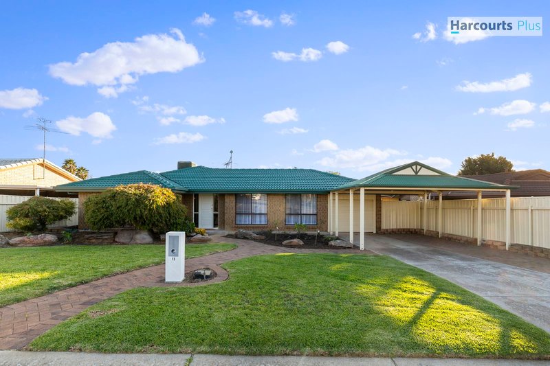 Photo - 13 Warilda Crescent, Hallett Cove SA 5158 - Image 2