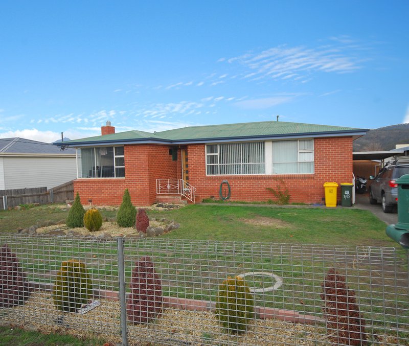 13 Warner Avenue, New Norfolk TAS 7140