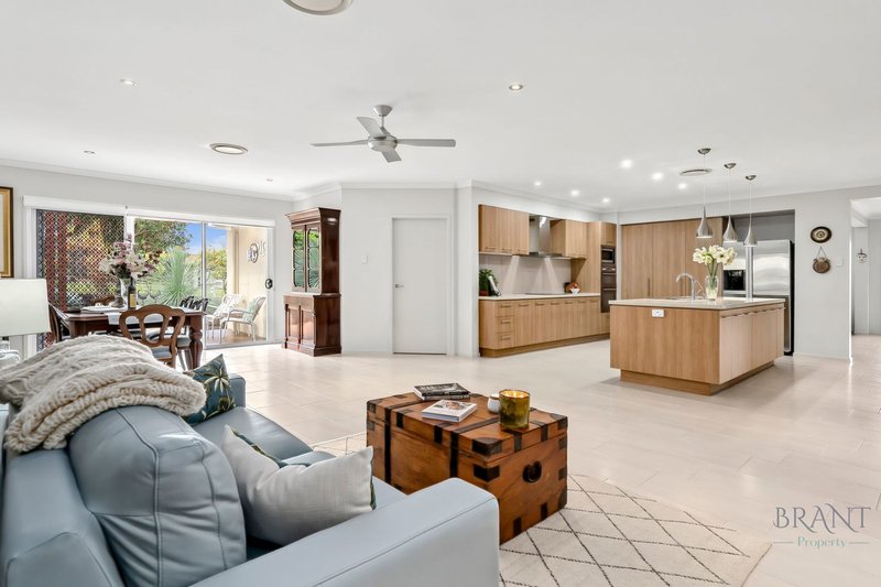 Photo - 13 Water Gum Crescent, Maleny QLD 4552 - Image 8