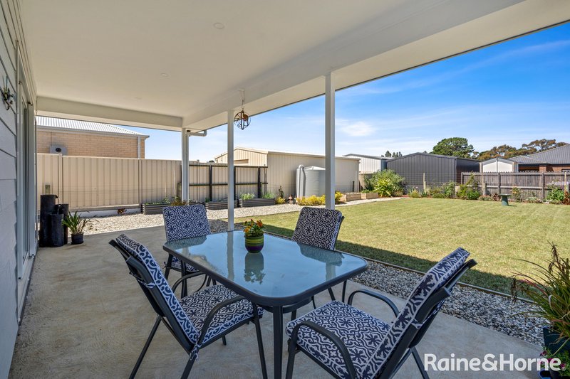 Photo - 13 Wattle Grove, Riddells Creek VIC 3431 - Image 19