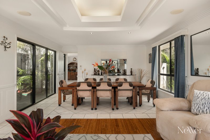 Photo - 13 Wavecrest Drive, Castaways Beach QLD 4567 - Image 4