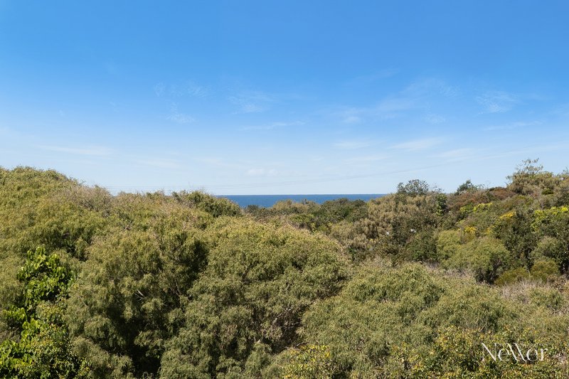 Photo - 13 Wavecrest Drive, Castaways Beach QLD 4567 - Image 17