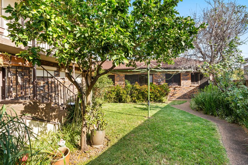 Photo - 13 Waygara Avenue, Green Valley NSW 2168 - Image 18