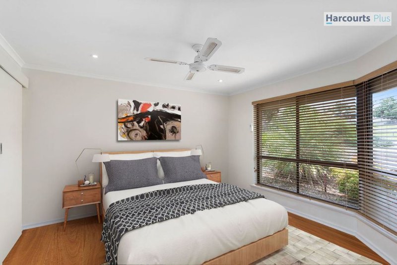 Photo - 13 Wayside Drive, Hallett Cove SA 5158 - Image 8