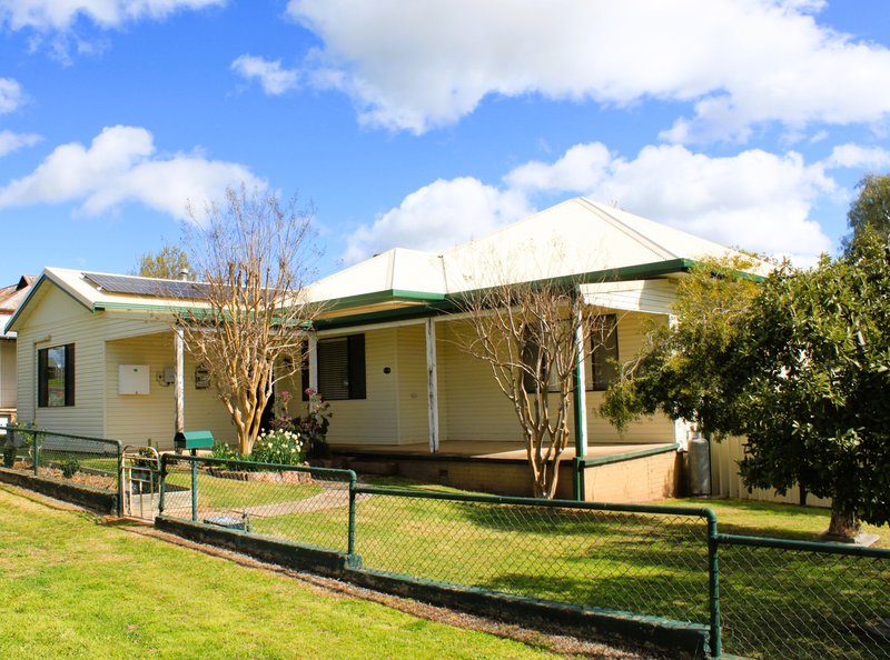 Photo - 13 Weddin Street, Grenfell NSW 2810 - Image 1