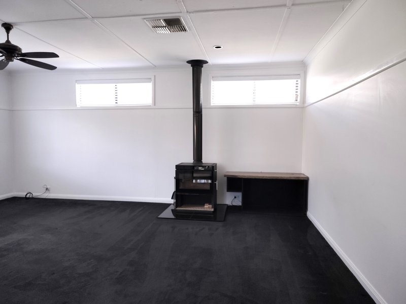 Photo - 13 Weddin Street, Grenfell NSW 2810 - Image 7