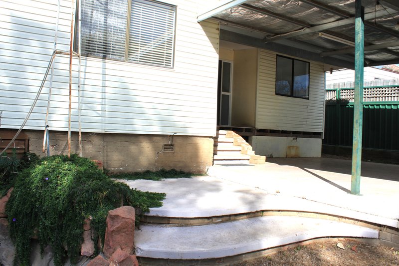Photo - 13 Weddin Street, Grenfell NSW 2810 - Image 15