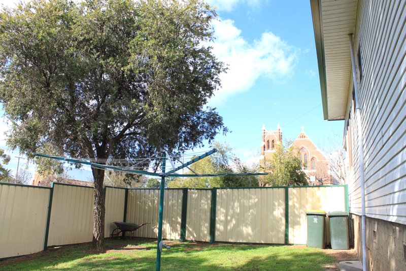 Photo - 13 Weddin Street, Grenfell NSW 2810 - Image 16