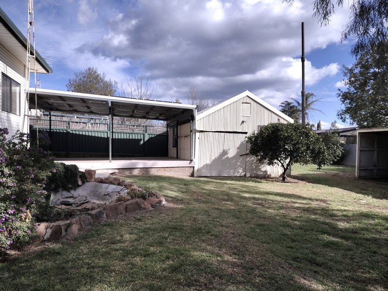 Photo - 13 Weddin Street, Grenfell NSW 2810 - Image 18