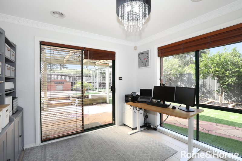 Photo - 13 Weir Court, Roxburgh Park VIC 3064 - Image 8