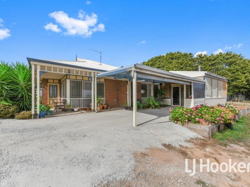 13 Wellwood Road, Drouin VIC 3818