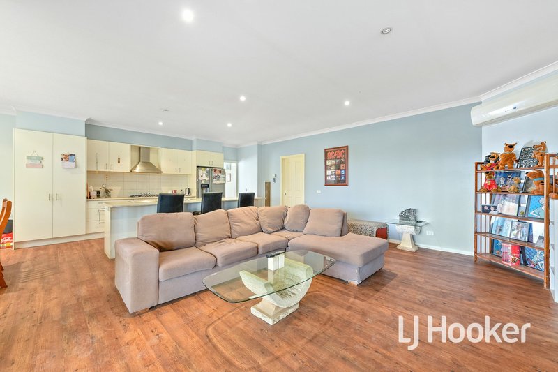 Photo - 13 Wellwood Road, Drouin VIC 3818 - Image 7