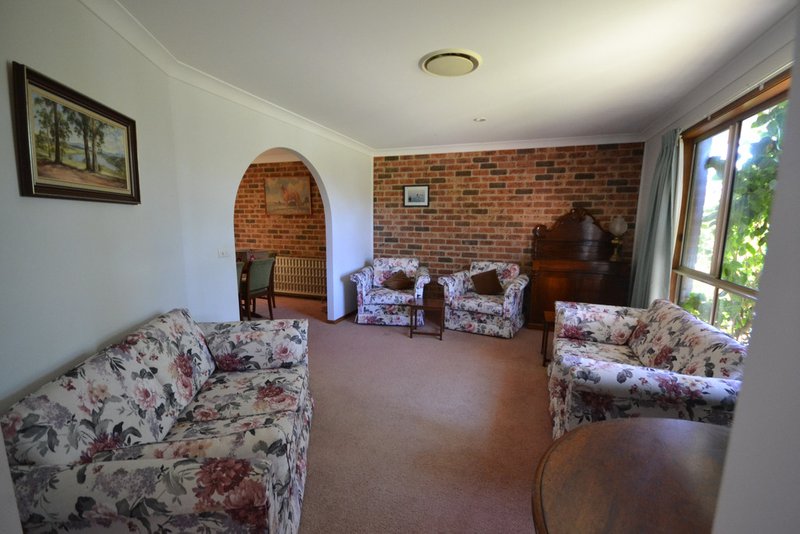 Photo - 13 Westborne Drive, Nowra NSW 2541 - Image 2