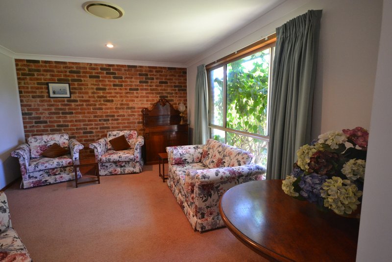 Photo - 13 Westborne Drive, Nowra NSW 2541 - Image 3