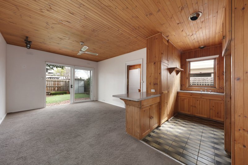 Photo - 13 Westbourne Street, Prahran VIC 3181 - Image 7