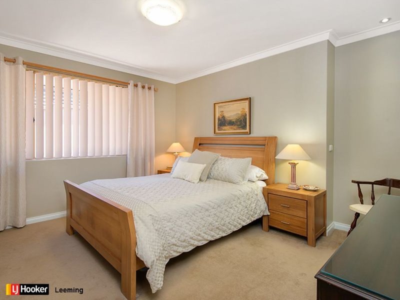 Photo - 13 Westgate Court, Leeming WA 6149 - Image 5