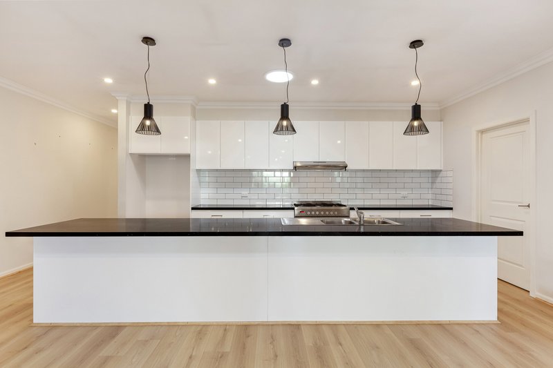 Photo - 13 Westwood Road, Kilmore VIC 3764 - Image 4