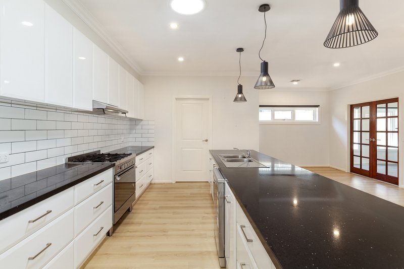 Photo - 13 Westwood Road, Kilmore VIC 3764 - Image 6