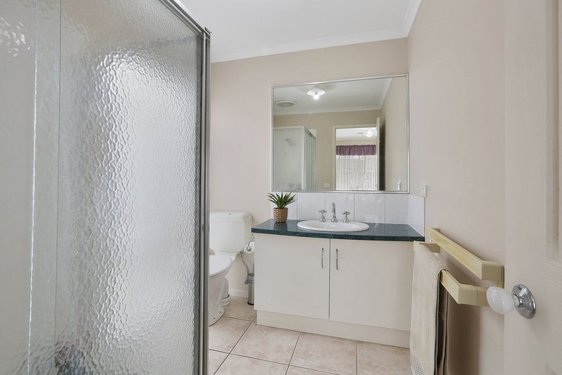 Photo - 13 Wheat Court, Lara VIC 3212 - Image 3