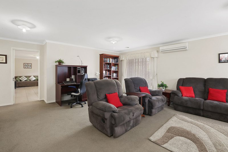 Photo - 13 Wheat Court, Lara VIC 3212 - Image 4