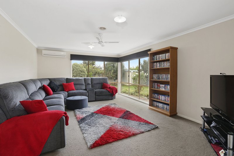 Photo - 13 Wheat Court, Lara VIC 3212 - Image 9