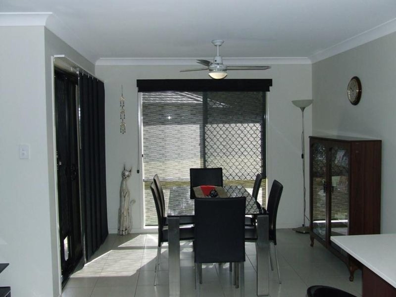 Photo - 13 Whistler Place, Beerwah QLD 4519 - Image 5