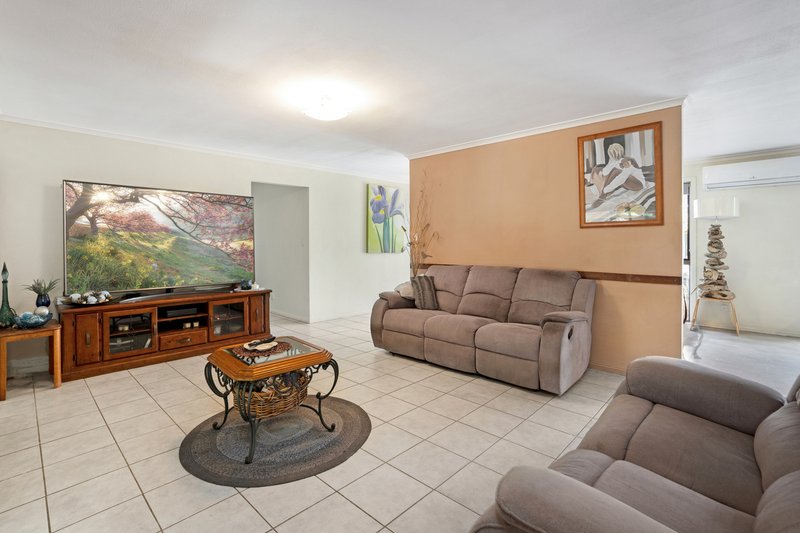 Photo - 13 Whitian Drive, Carrara QLD 4211 - Image 10