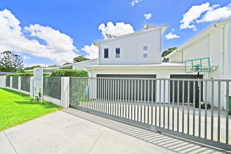 Photo - 1/3 Winders Avenue, Tugun QLD 4224 - Image 8