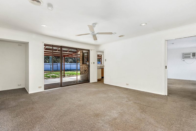 Photo - 13 Window Crescent, Salisbury North SA 5108 - Image 7