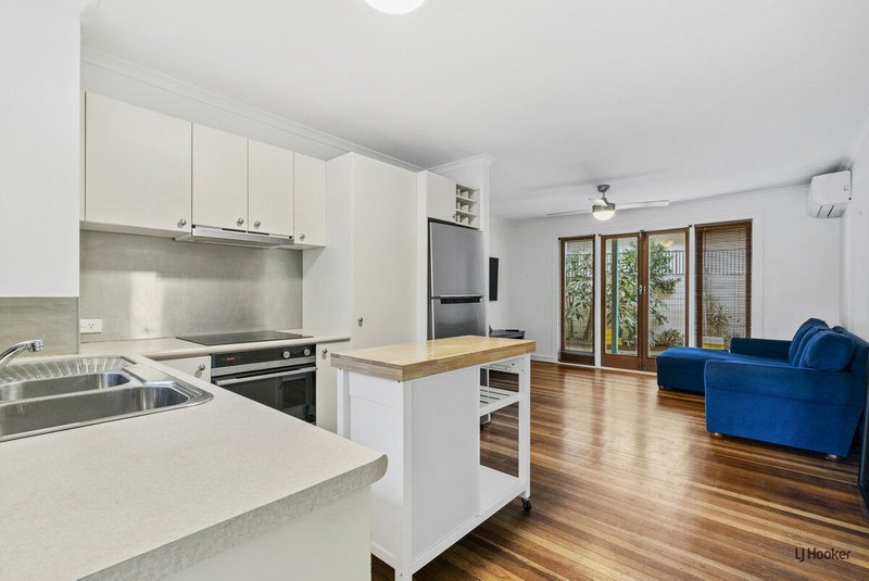 Photo - 1/3 Winston Street, Coolangatta QLD 4225 - Image 1