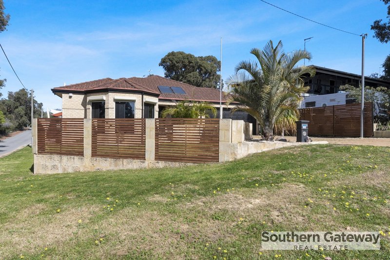 Photo - 13 Winya Way, Falcon WA 6210 - Image 2