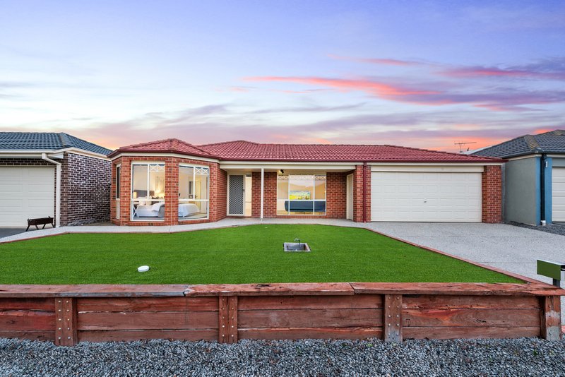 13 Wisteria Close, Taylors Hill VIC 3037