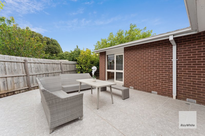 Photo - 13 Woburn Close, Kealba VIC 3021 - Image 21