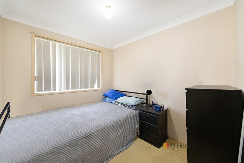 Photo - 13 Wongala Avenue, Blue Haven NSW 2262 - Image 6