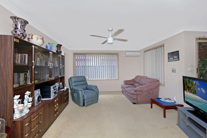 Photo - 13 Wongala Avenue, Blue Haven NSW 2262 - Image 5