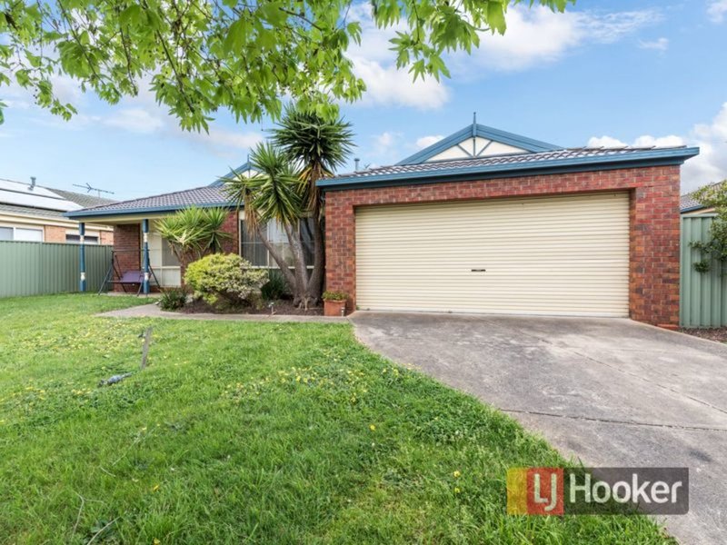 Photo - 13 Woodchase Court, Cranbourne East VIC 3977 - Image 8