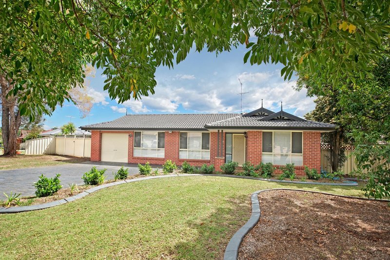 13 Woodlands Drive, Glenmore Park NSW 2745