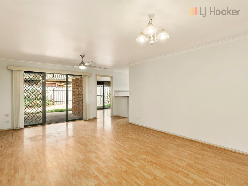 Photo - 13 Woodmore Street, Woodville North SA 5012 - Image 4