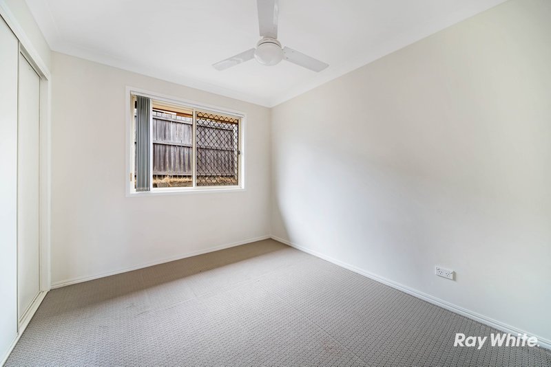 Photo - 13 Woodrow Place, Marsden QLD 4132 - Image 11