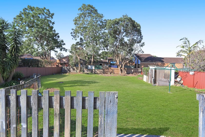 Photo - 13 Woonona Parade, Woonona NSW 2517 - Image 7