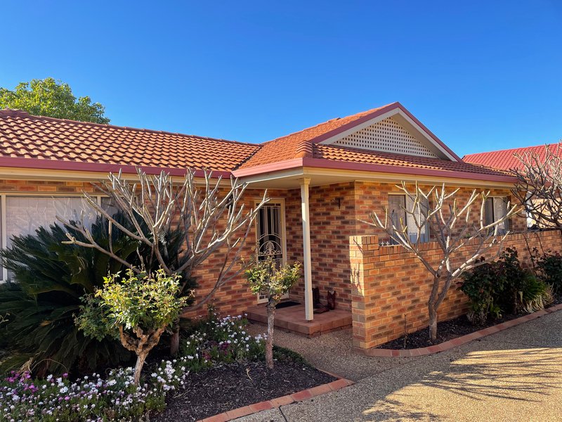 1/3 Worfolk Place, Griffith NSW 2680